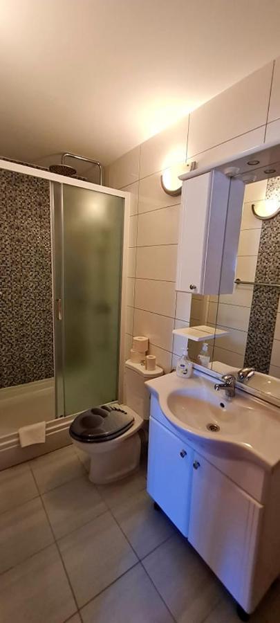 Bed & Breakfast Dionis Вис Екстериор снимка